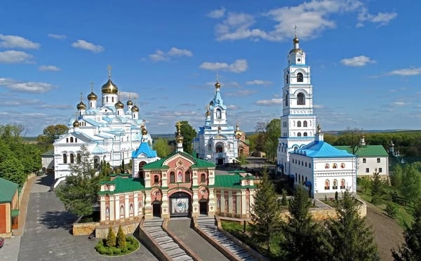 Мобілізували настоятеля монастиря в Почаєві архімандрита Пафнутія