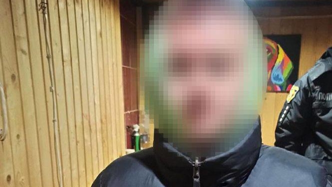 Кременчанин, який в сауні підрізав трьох друзів, в суді відбувся умовним терміном