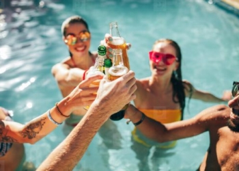 У Тернополі плaнується вечіркa під час війни