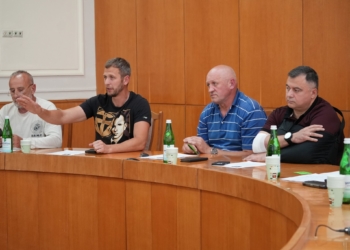Скандал з ветеранами на Тернопільщині намагаються вирішити у владних кабінетах
