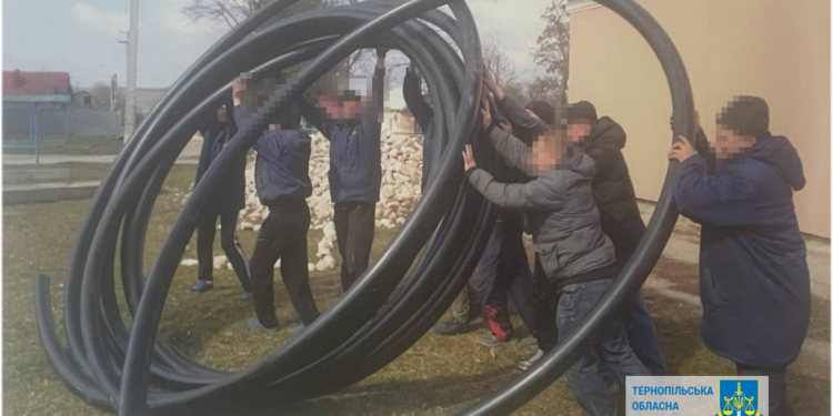 Голову Білецької громади Дмитра Малика та підрядника засудили за махінації з водогоном у селі Плотича