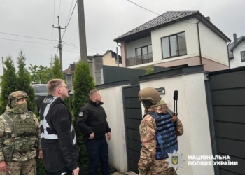 Двоє адвокатів з Тернопільщини виманили у забудовника понад 2 млн доларів