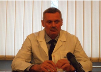Роман Книш