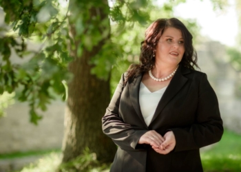 У Збаражі депутатка хоче достроково припинити свої повноваження