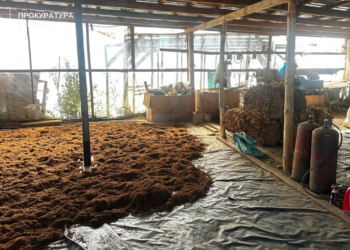 Тернопільські поліцейські ліквідували підпільний тютюновий цех