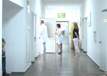 У Кременецькій лікарні на Тернопільщині проводять обшуки