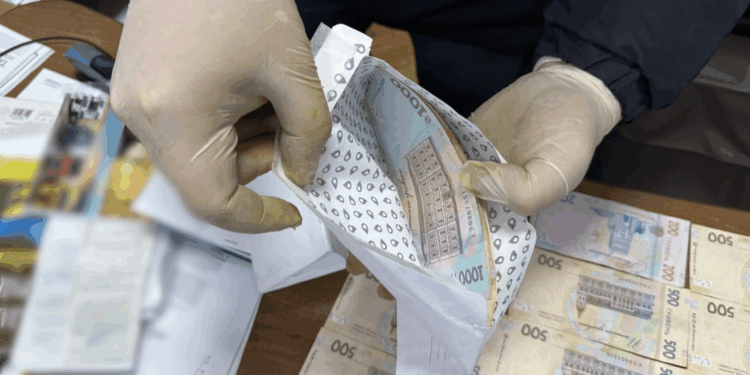 Корупція в Держпраці: ДСР Нацполіції викрила схему хабарів на 30–40 тис. грн за фіктивні перевірки на Тернопільщині та сусідніх областях
