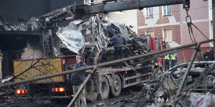 У Тернополі тривають пошуково-рятувальні роботи на місцях ворожих ударів