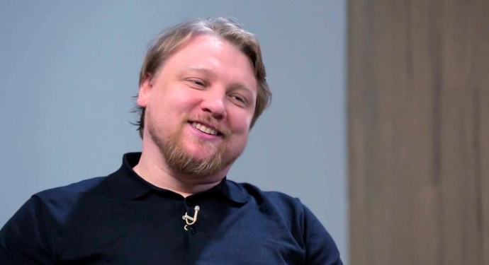 Зеленський оголосить про свою відставку на Новий рік, а перед цим підпише припинення вогню, – політтехнолог Петров