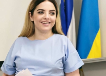 Мінус один депутат у Зборівській міськраді: Леся Голояд склала мандат