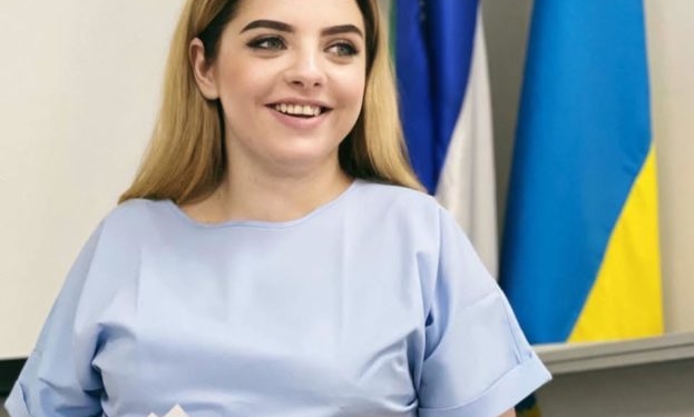 Мінус один депутат у Зборівській міськраді: Леся Голояд склала мандат