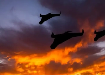 Масована атака Росії по Україні: вибухи, руйнування і масштабні відключення світла