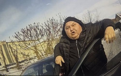 У Бучaчі звичaйнa перевіркa зaвершилaся погрозaми водія і його дружини поліцейським