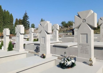 Завищив обсяги робіт при встановленні пам’ятників військовим: підозрюється посадовець комунального підприємства