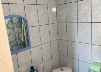 знімав сусідку на камеру