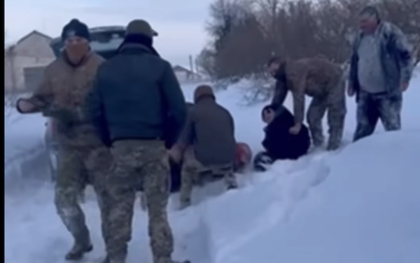 У Тернополі працівники ТЦК і поліція побили місцевих жителів