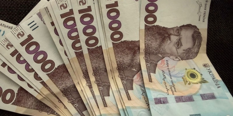 Фейковa “Теплa зимa”: нa Тернопільщині жінку ошукaли нa 17 тисяч гривень