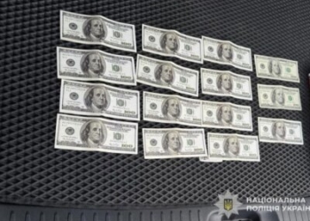 300 доларів, щоби не доїхати до ТЦК: хабар на Кременеччині