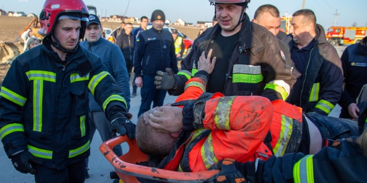 На Тернопільщині внаслідок обвалу ґрунту загинув чоловік