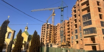 Тернополяни заявили про махінації місцевих церковнослужителів