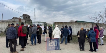 Земельний конфлікт на Тернопільщині: у Романовому Селі люди вийшли на протест