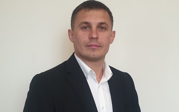 Роман Кухарський