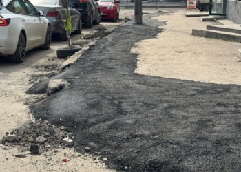 Скандал із тротуаром у Тернополі: міська влада заявила – це не їхня робота