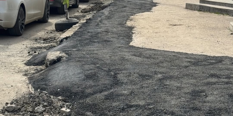 Скандал із тротуаром у Тернополі: міська влада заявила – це не їхня робота