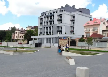 У відомого тернопільського забудовника Володимира Фіголя проводять обшуки