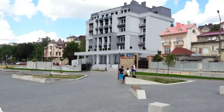 У відомого тернопільського забудовника Володимира Фіголя проводять обшуки