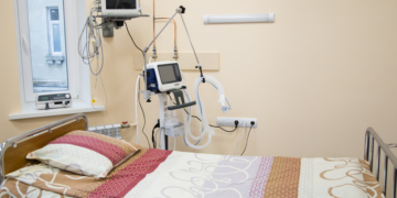 «Людина перестала ходити — і її відправили додому»: скандал у тернопільській лікарні